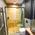Pod Stokiem 200 M Do Kolejki Na Skrzyczne - 4*