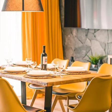 Apart-hotel Pod Stokiem 200 M Do Kolejki Na Skrzyczne - 4*