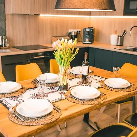 Pod Stokiem 200 M Do Kolejki Na Skrzyczne - Apartmanhotel Szczyrk