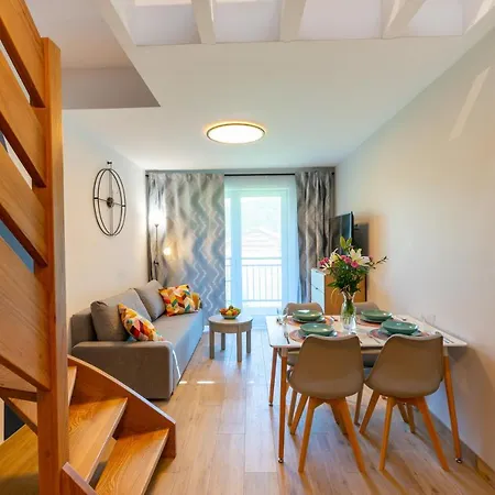 Pod Stokiem 200 M Do Kolejki Na Skrzyczne - Aparthotel