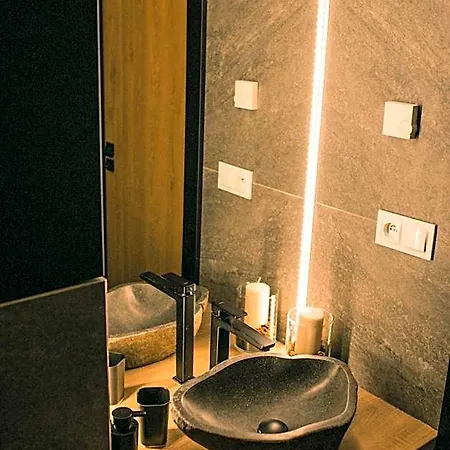 Pod Stokiem 200 M Do Kolejki Na Skrzyczne - 4*