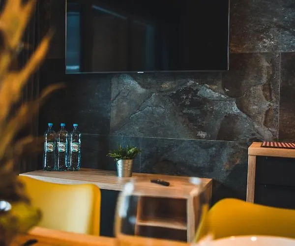 Pod Stokiem 200 M Do Kolejki Na Skrzyczne - Aparthotel 4*